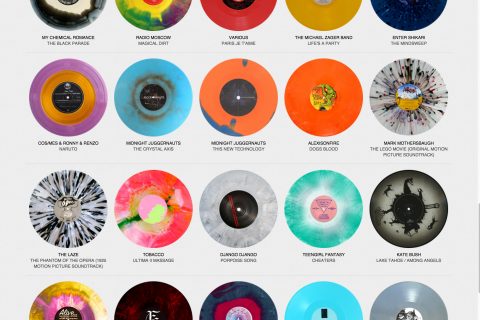 Vinyl Fanatic Loves Coloured Vinyls – Makes Site For Coloured