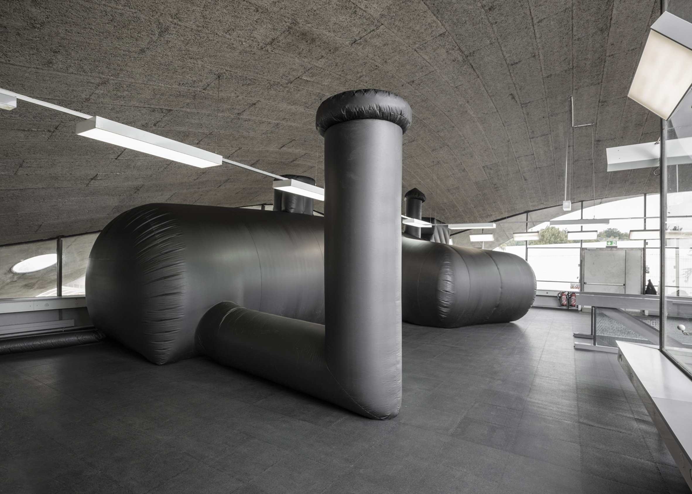 shelter-architecture-black-inflatable-installation-pvc-bureau-a_dezeen_2364_col_1-1